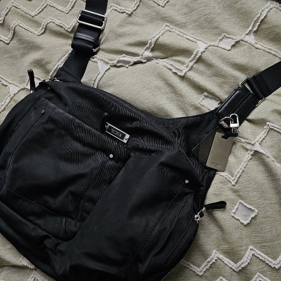 TUMI Voyageur Sumatra Crossbody Bag Purse Black Travel Nylon - Picture 5 of 15